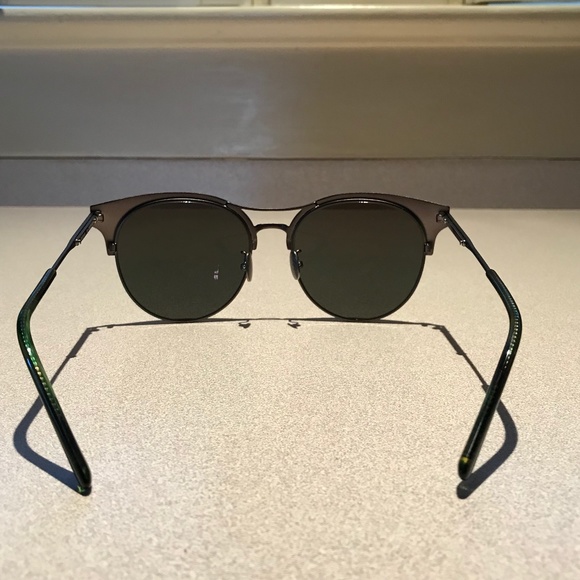 ❤️ HOST PICK!! *** BOTTEGA VENETA SUNGLASSES, NWOT - Picture 2 of 11